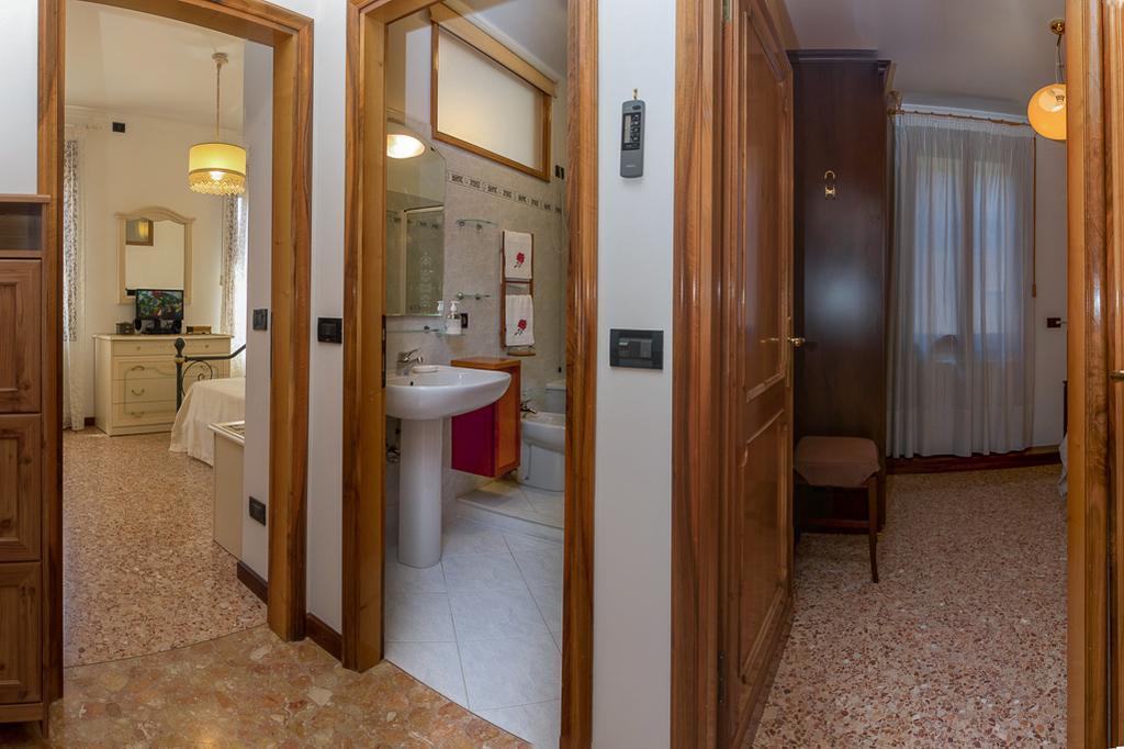Casa San Giovanni E Paolo Venesia Bagian luar foto